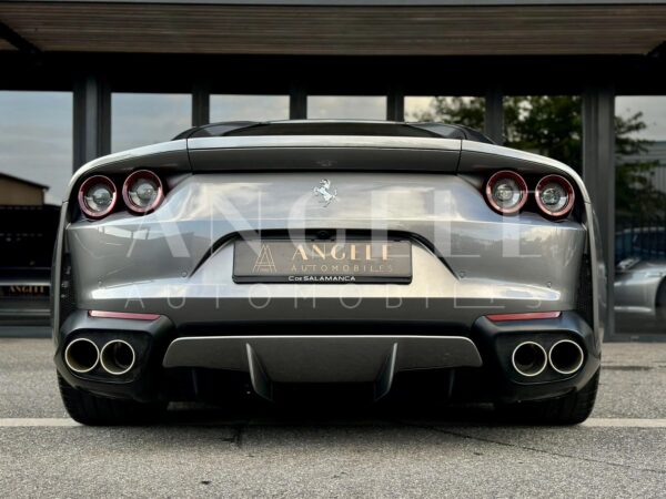 FERRARI 812 SUPERFAST – Image 9