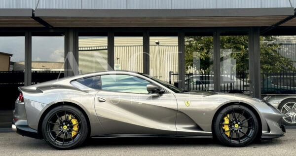 FERRARI 812 SUPERFAST – Image 12