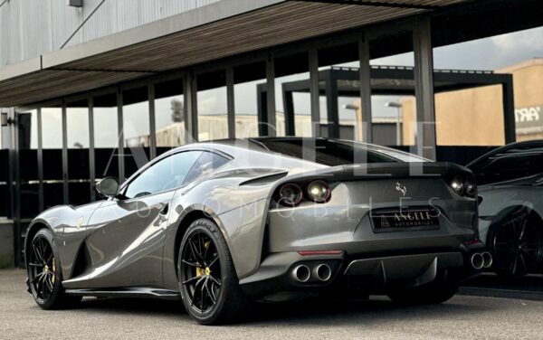 FERRARI 812 SUPERFAST – Image 14