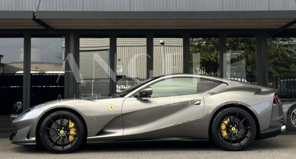 FERRARI 812 SUPERFAST – Image 15