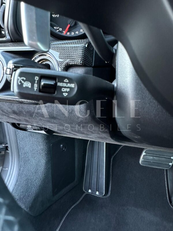 PORSCHE TARGA 4 GTS – Image 17