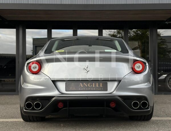 FERRARI FF – Image 9