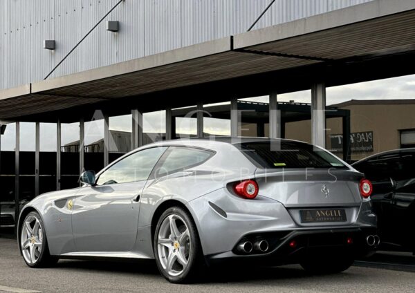 FERRARI FF – Image 14