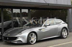 FERRARI FF
