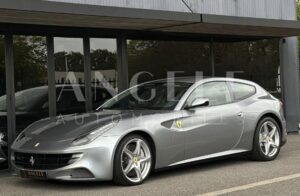 FERRARI FF