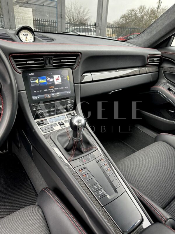 PORSCHE GT3 TOURING – Image 16