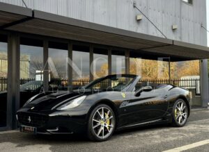 FERRARI CALIFORNIA NERO