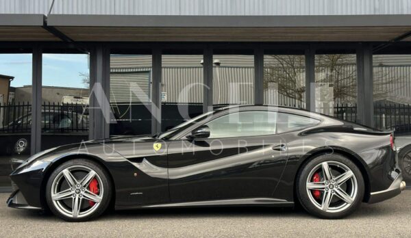 FERRARI F12 – Image 13
