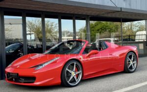 FERRARI 458