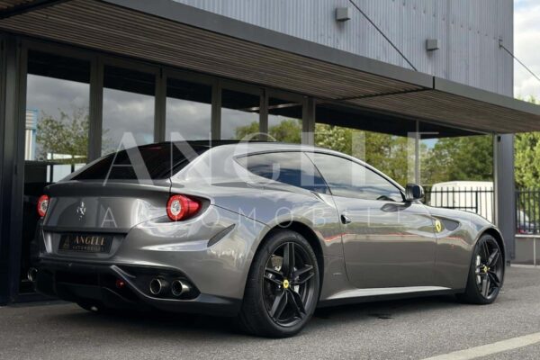 FERRARI FF – Image 16