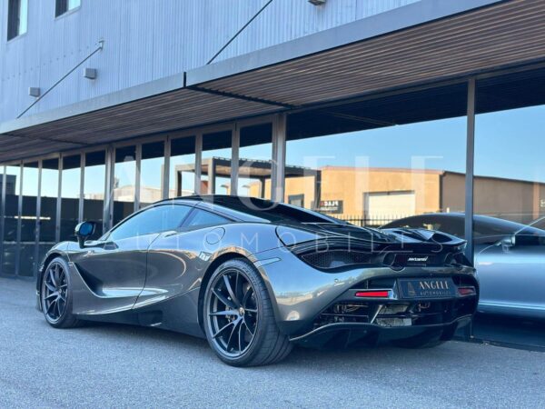 MCLAREN 720S – Image 2