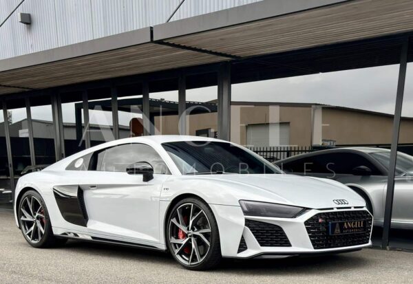AUDI R8 – Image 8