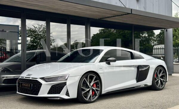 AUDI R8 – Image 18