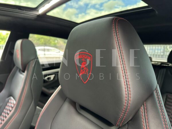 URUS – Image 2