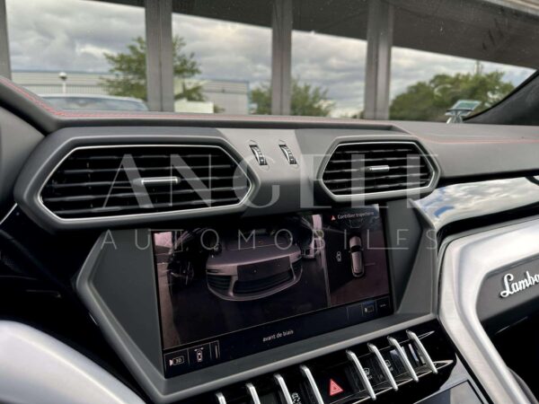 URUS – Image 17