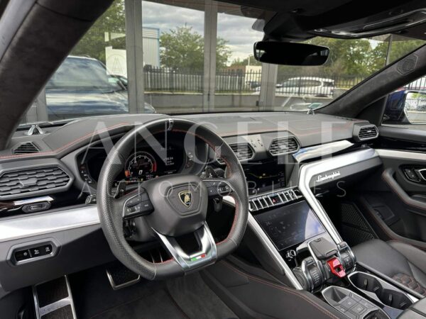 URUS – Image 8