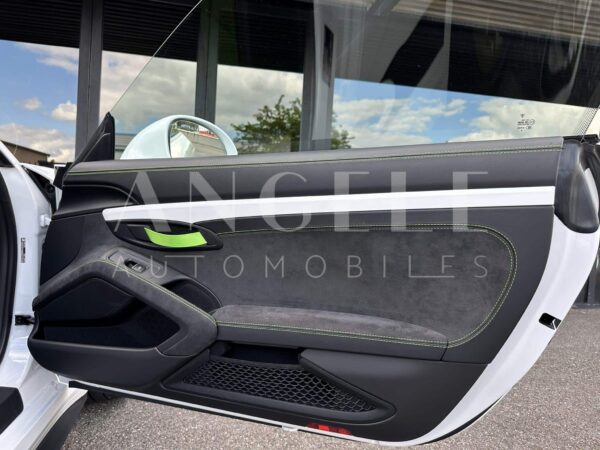 PORSCHE GT3 RS – Image 10