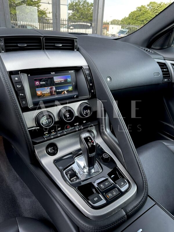 JAGUAR F-TYPE – Image 12
