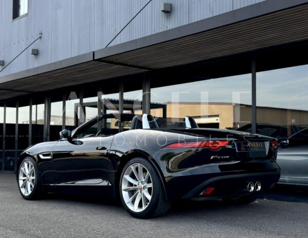 JAGUAR F-TYPE – Image 9