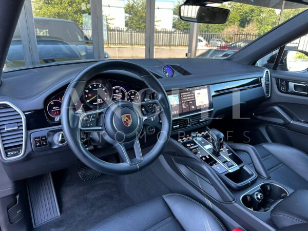 PORSCHE CAYENNE E-HYBRID – Image 13