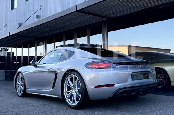 CAYMAN 718 – Image 3