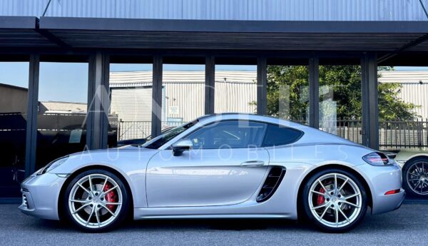 CAYMAN 718 – Image 4