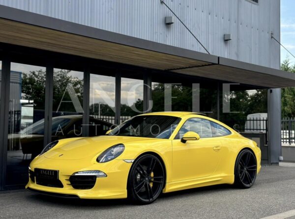 911