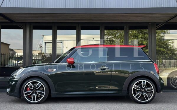 MINI JOHN COOPER WORKS – Image 9