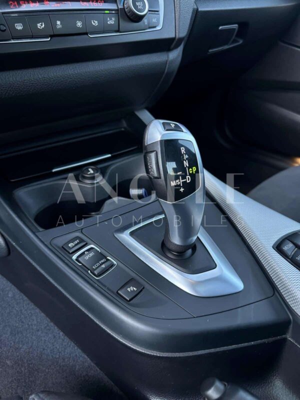 BMW 220I – Image 5