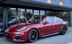 PORSCHE PANAMERA GTS