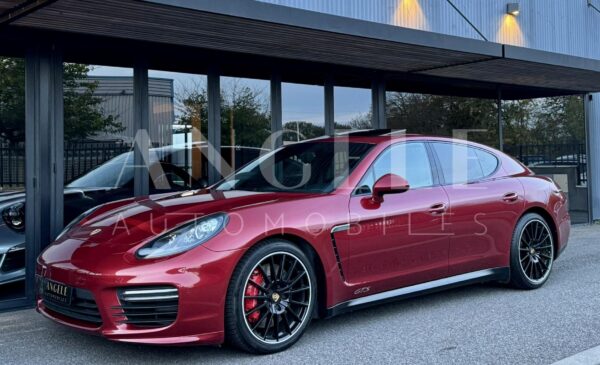 PORSCHE PANAMERA GTS