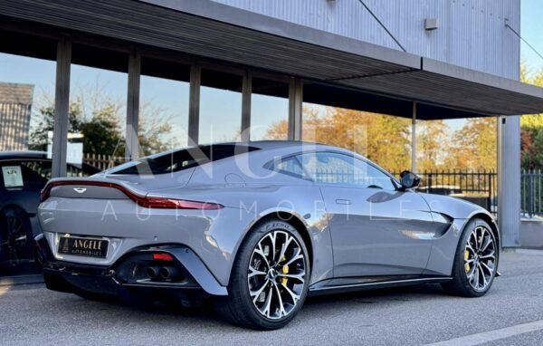 ASTON MARTIN VANTAGE – Image 9
