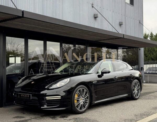 PORSCHE PANAMERA TURBO S