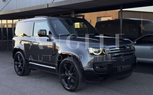 LAND ROVER DEFENDER – Image 16
