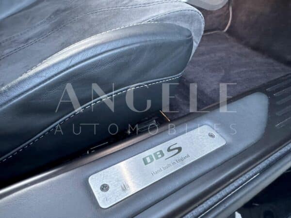 ASTON MARTIN DBS – Image 15