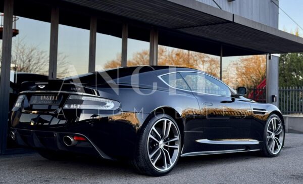 ASTON MARTIN DBS – Image 17