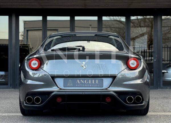 FERRARI FF – Image 8
