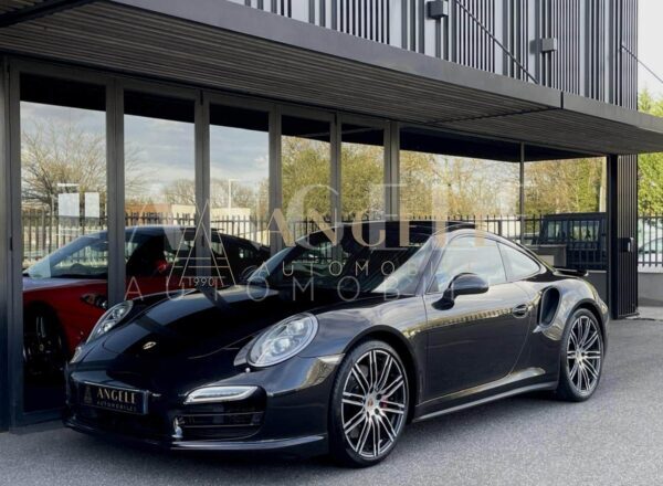 PORSCHE 991 TURBO