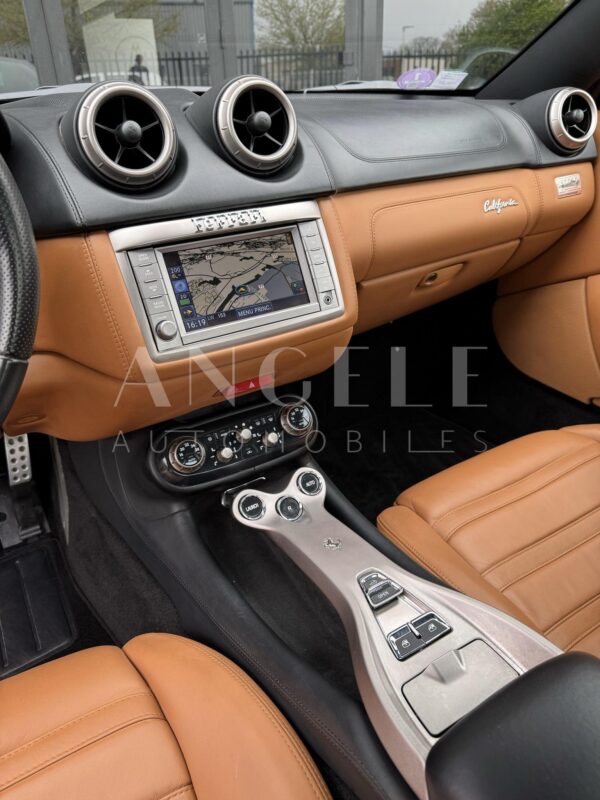 FERRARI CALIFORNIA – Image 12