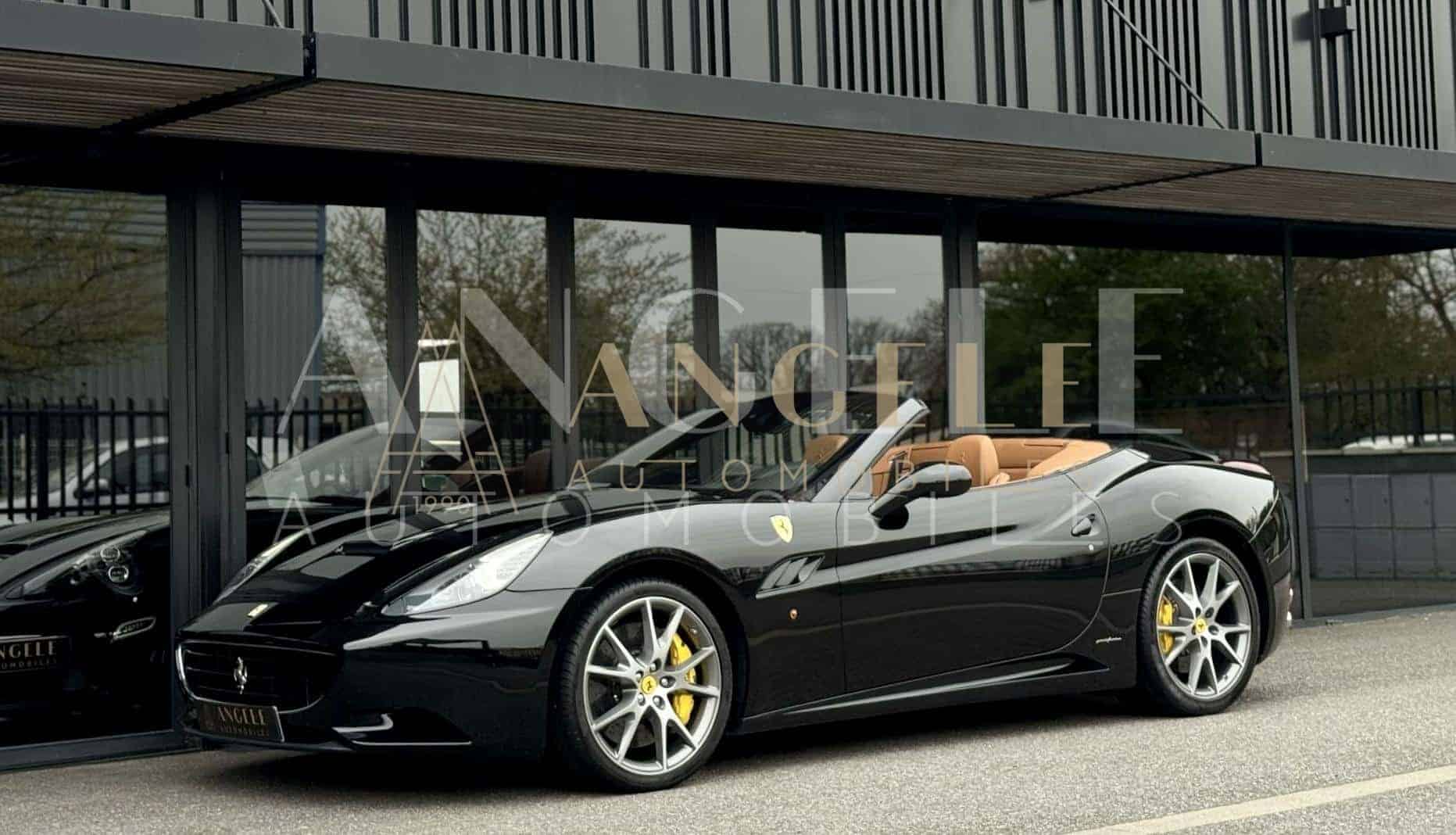 FERRARI  CALIFORNIA