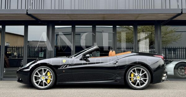 FERRARI CALIFORNIA – Image 13