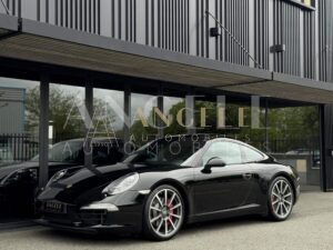 PORSCHE 991 S