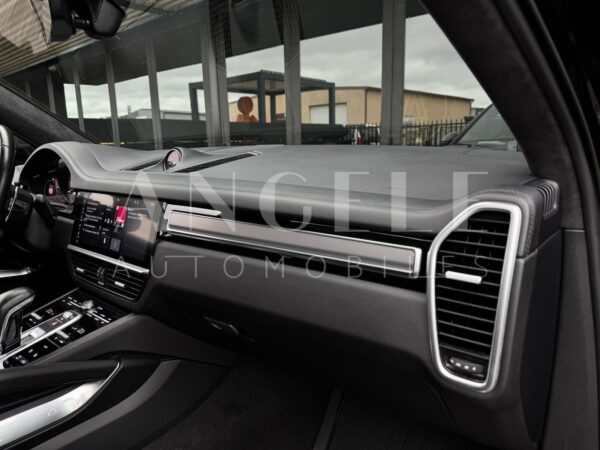 PORSCHE CAYENNE TURBO – Image 3