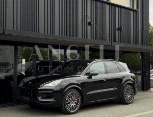 PORSCHE CAYENNE TURBO