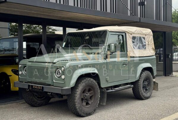 DEFENDER 50ème Anniversaire