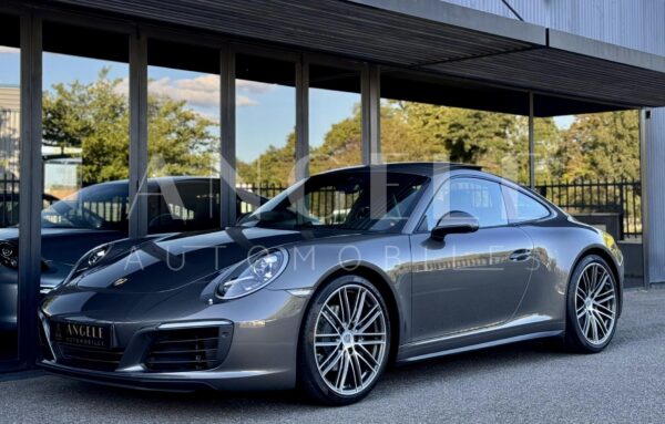 PORSCHE 991 CARRERA 4
