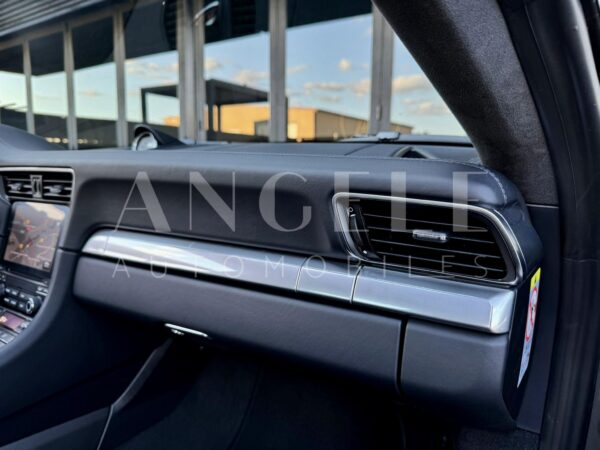 PORSCHE 991 CARRERA 4 – Image 14