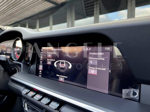 PORSCHE 992 TARGA 4S – Image 16