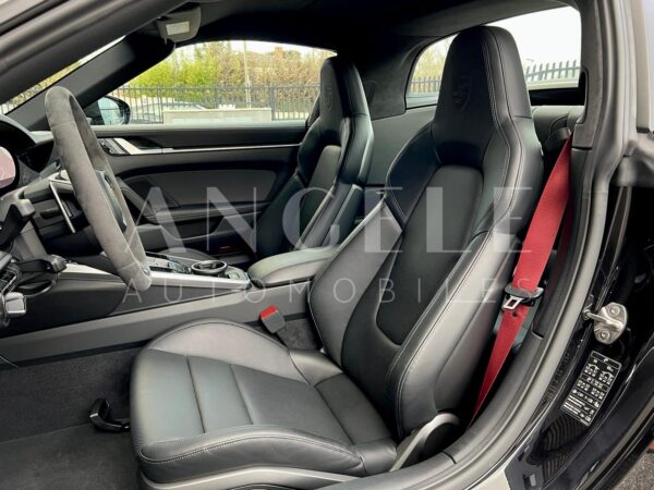 PORSCHE 992 TARGA 4S – Image 22