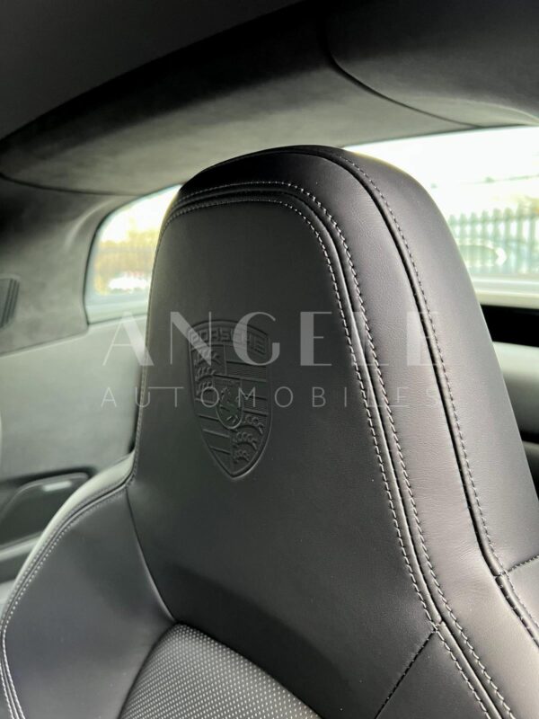 PORSCHE 992 TARGA 4S – Image 21